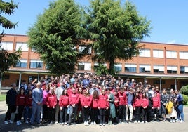El Colegio Don Bosco - Salesianos León rindió homenaje al Día del Libro mediante la lectura de  la obra "El ingenioso hidalgo Don Quijote de la Mancha"